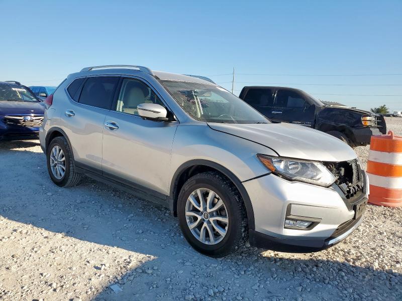 Photo 4 from auction – 2017 NISSAN ROGUE S with VIN JN8AT2MT5HW403500
