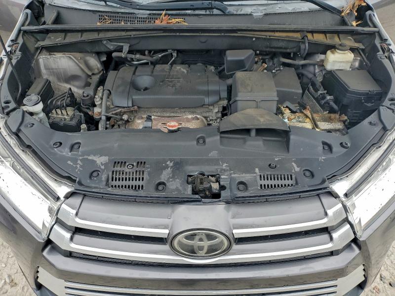 Photo 12 from auction – 2017 TOYOTA HIGHLANDER with VIN 5TDZARFH8HS023301