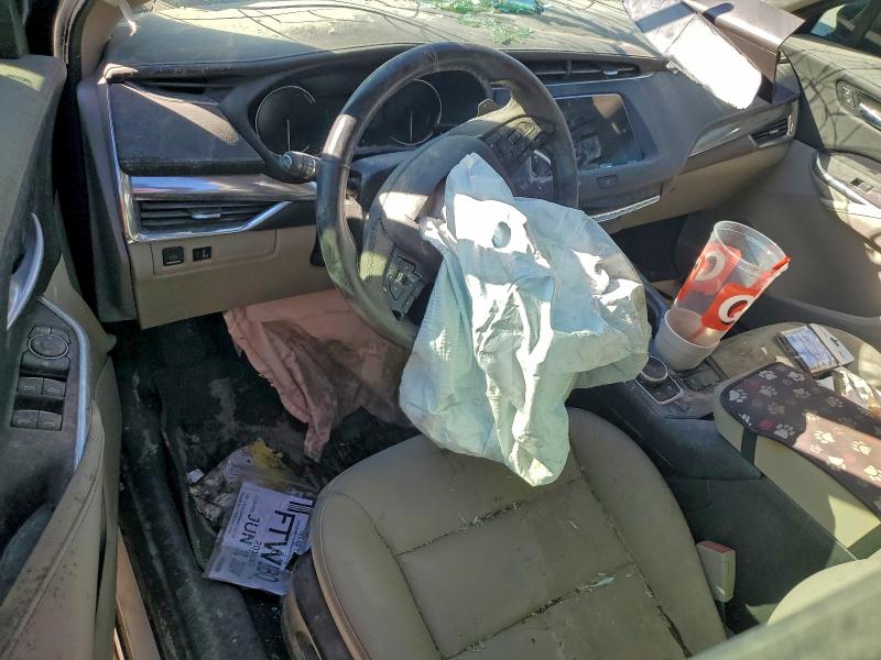 Photo 8 from auction – 2019 CADILLAC XT4 with VIN 1GYAZAR49KF145313
