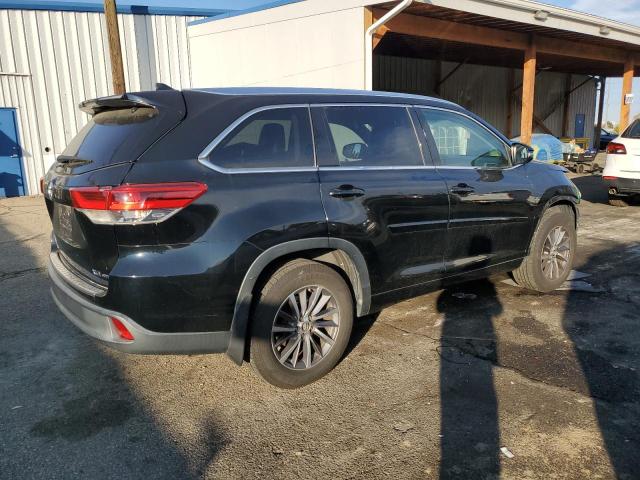 Photo 3 from auction – 2018 TOYOTA HIGHLANDER with VIN 5TDJZRFH4JS847128
