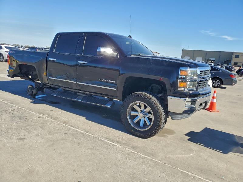 Фото 4 с аукциона – 2014 CHEVROLET SILVERADO с VIN 3GCUKSEC7EG102991
