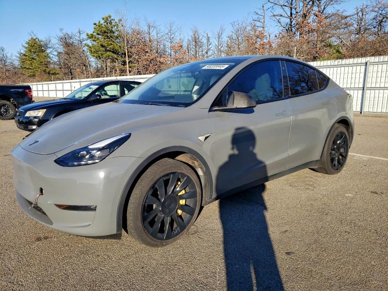TESLA MODEL Y 2022 with VIN 7SAYGDEE5NF562479 - Photo from auction