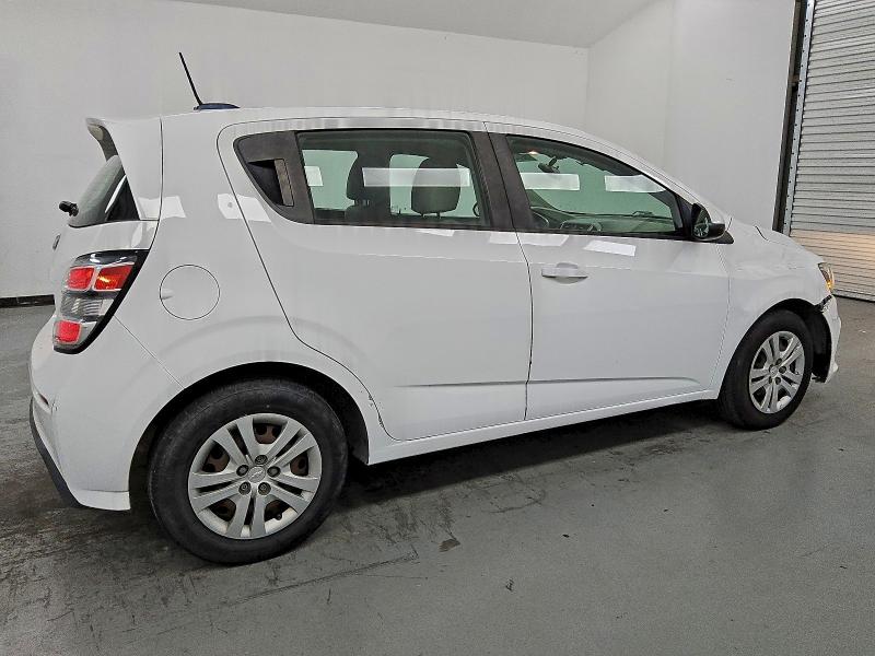 Photo 3 from auction – 2019 CHEVROLET SONIC with VIN 1G1JG6SB6K4143055