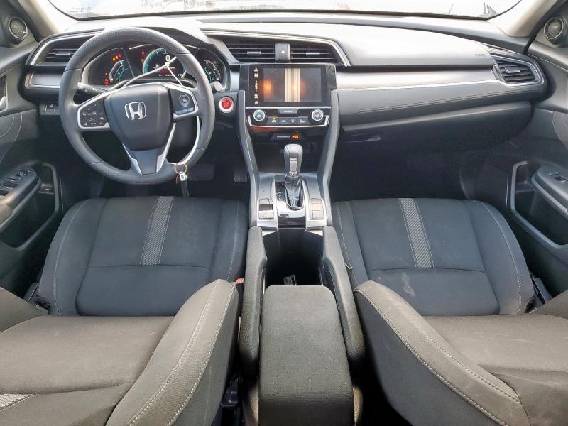 Photo 8 from auction – 2018 HONDA CIVIC EX with VIN 19XFC2F77JE013497