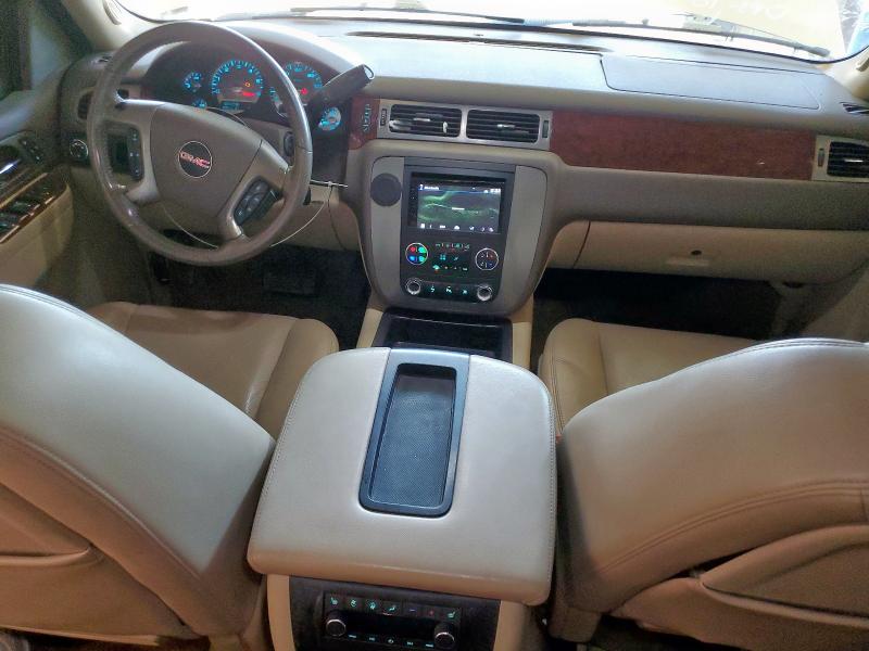 Photo 8 from auction – 2011 GMC YUKON SLT with VIN 1GKS1CE06BR378939