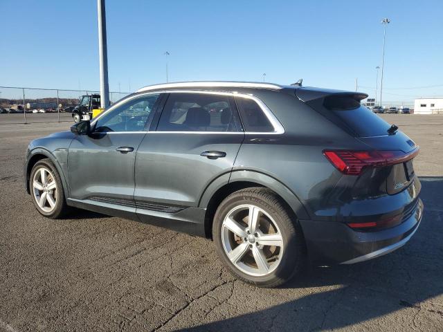 Photo 2 from auction – 2019 AUDI E-TRON with VIN WA1VABGE7KB021655