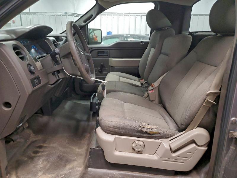 Photo 7 from auction – 2010 FORD F150 with VIN 1FTMF1CW5AKB03992