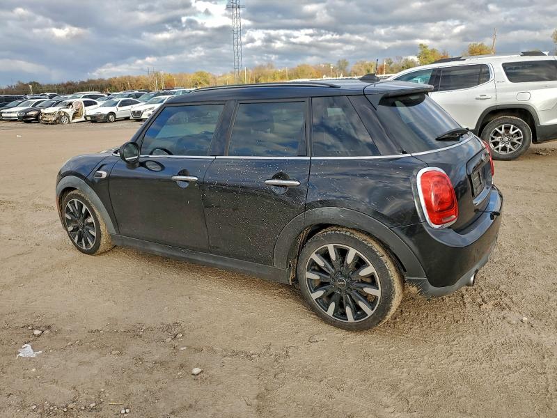 Photo 2 from auction – 2016 MINI COOPER with VIN WMWXU1C52G2D57646