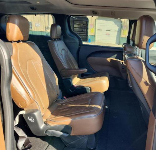 Photo 11 from auction – 2018 CHRYSLER PACIFICA L with VIN 2C4RC1GG2JR156930