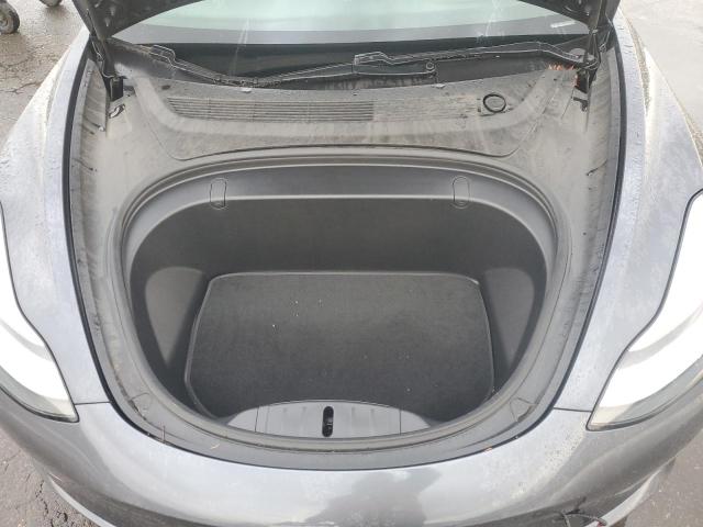 Photo 11 from auction – 2018 TESLA MODEL 3 with VIN 5YJ3E1EB0JF104215