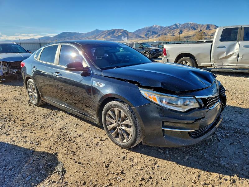 Photo 4 from auction – 2016 KIA OPTIMA EX with VIN 5XXGU4L31GG053315