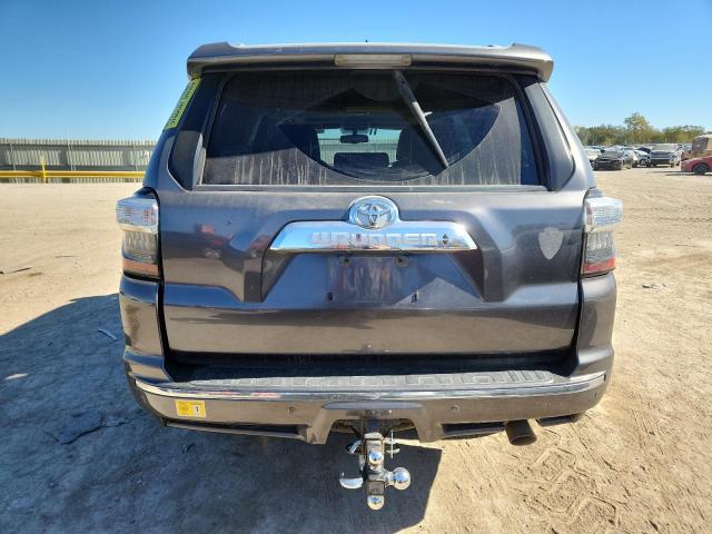 Photo 6 from auction – 2015 TOYOTA 4RUNNER SR with VIN JTEBU5JRXF5275115