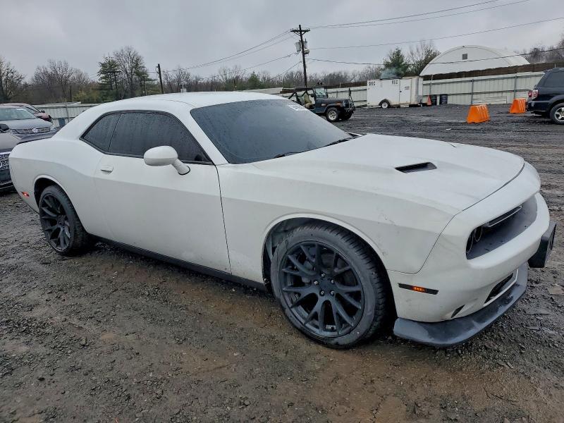 Photo 4 from auction – 2017 DODGE CHALLENGER with VIN 2C3CDZAG3HH549110