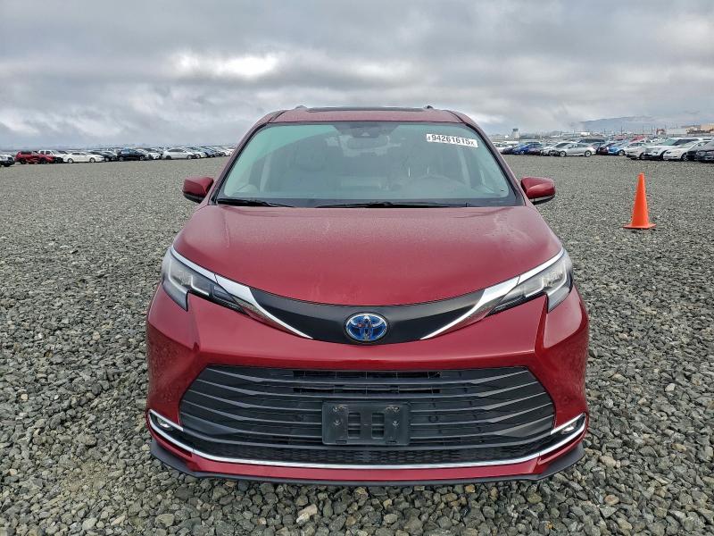 Photo 5 from auction – 2022 TOYOTA SIENNA with VIN 5TDYRKEC5NS125636