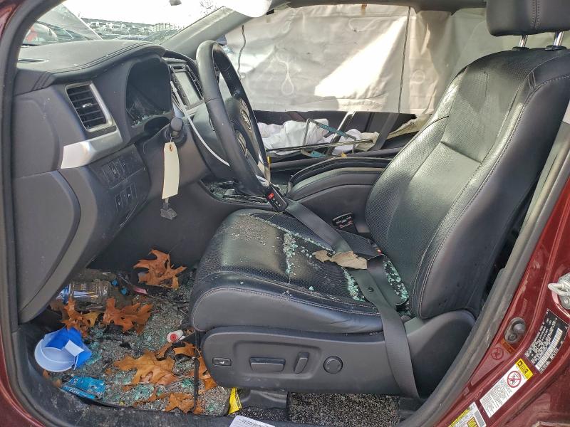 Zdjęcie 7 z aukcji – 2015 TOYOTA HIGHLANDER z VIN 5TDDKRFHXFS177125