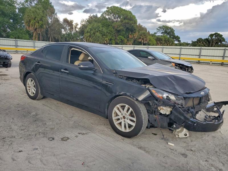 Photo 4 from auction – 2013 KIA OPTIMA LX with VIN KNAGM4A77D5303885