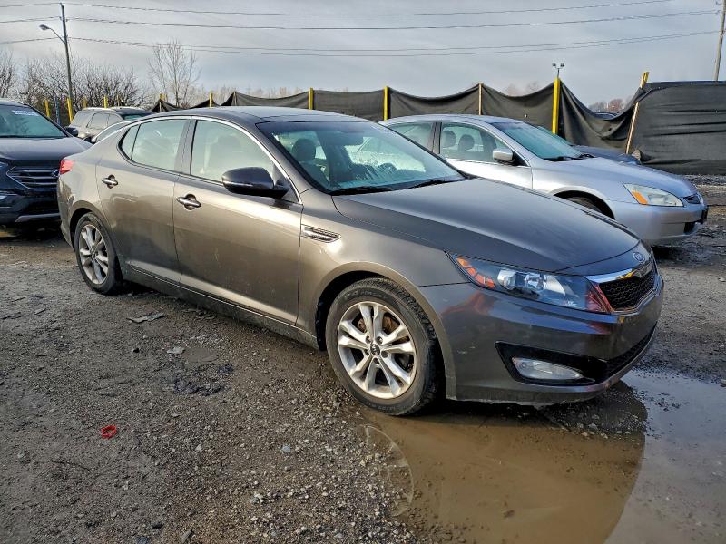 Photo 4 from auction – 2011 KIA OPTIMA EX with VIN KNAGN4A79B5186367