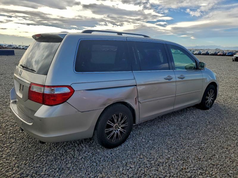 Photo 3 from auction – 2006 HONDA ODYSSEY with VIN 5FNRL38816B104808