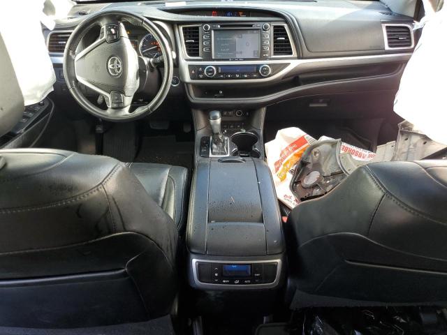 Photo 8 from auction – 2018 TOYOTA HIGHLANDER with VIN 5TDJZRFHXJS899217