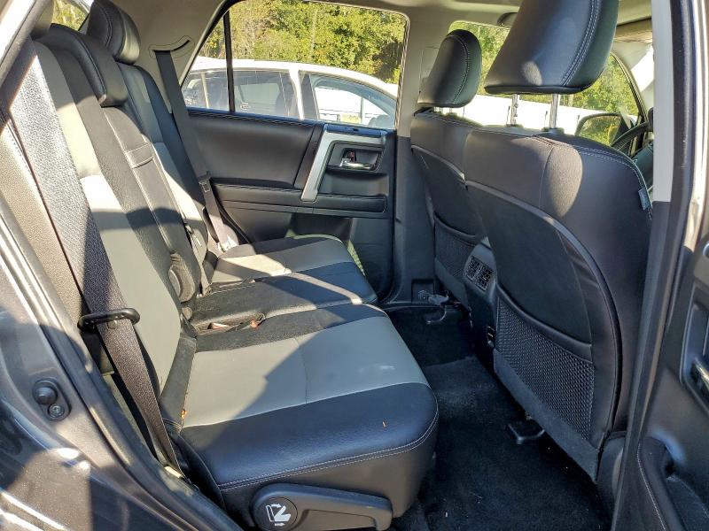 Photo 11 from auction – 2016 TOYOTA 4RUNNER SR with VIN JTEZU5JR4G5142799