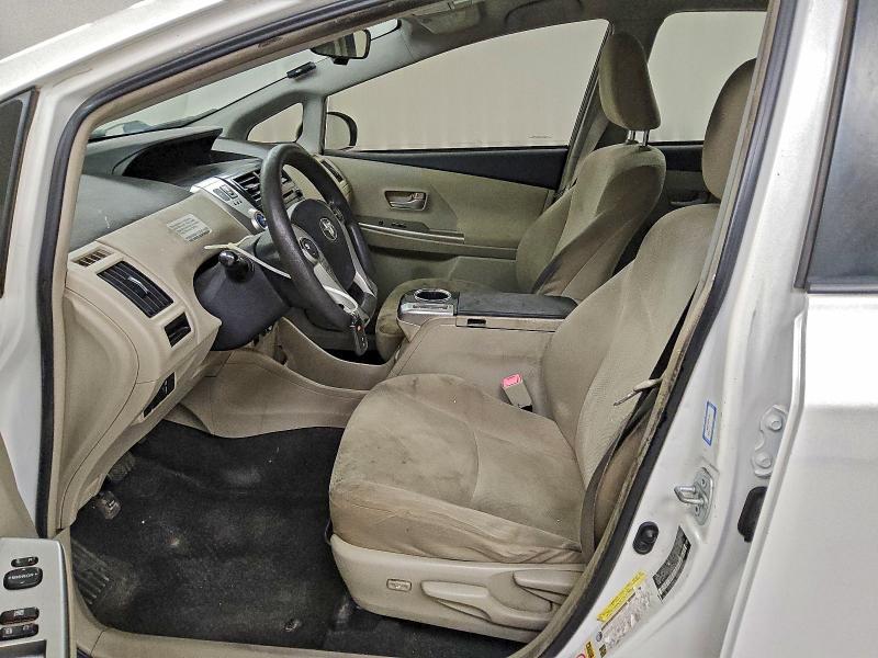 Photo 7 from auction – 2014 TOYOTA PRIUS V with VIN JTDZN3EU9E3334328