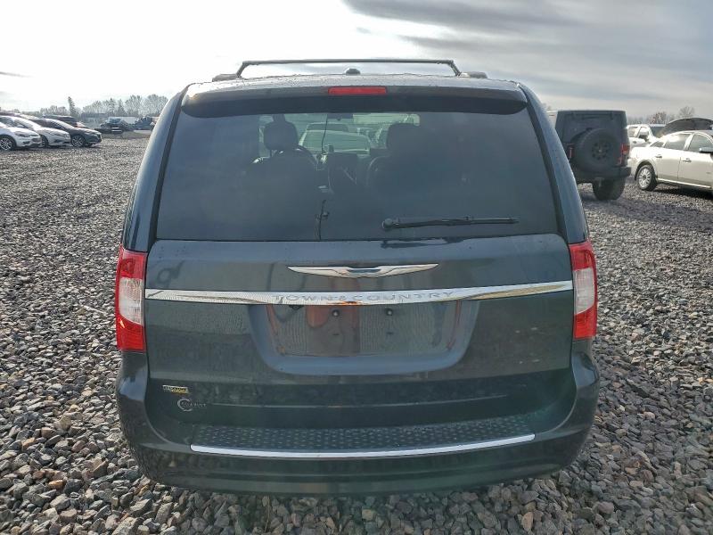 Photo 6 from auction – 2014 CHRYSLER TOWN & COU with VIN 2C4RC1BG3ER403823