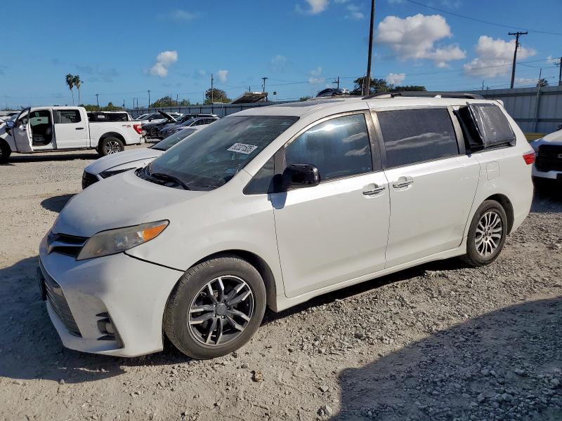 Photo 1 from auction – 2018 TOYOTA SIENNA XLE with VIN 5TDYZ3DC0JS940599