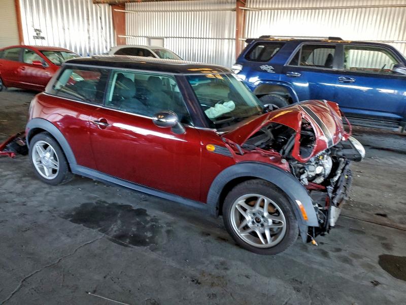 Photo 4 from auction – 2007 MINI COOPER with VIN WMWMF33587TT56954
