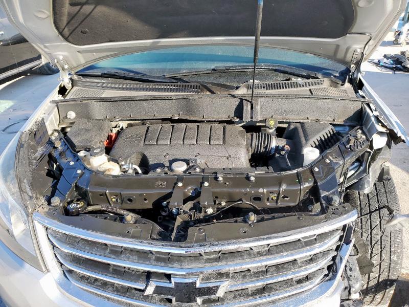 Photo 12 from auction – 2017 CHEVROLET TRAVERSE L with VIN 1GNKRGKD7HJ341657