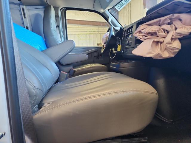 Photo 10 from auction – 2025 CHEVROLET EXPRESS G2 with VIN 1GCWGBFP2S1219058