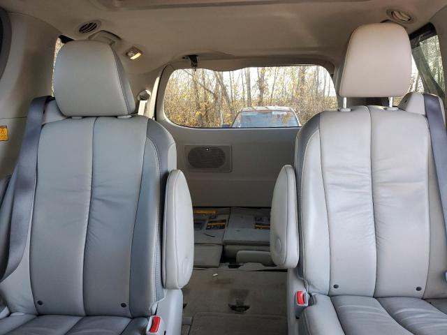 Photo 10 from auction – 2012 TOYOTA SIENNA XLE with VIN 5TDDK3DC3CS031309
