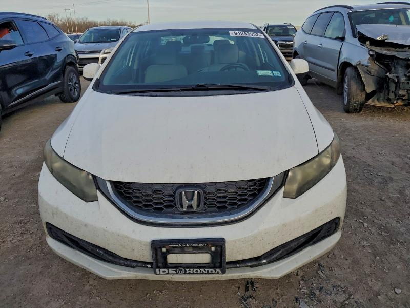 Photo 5 from auction – 2013 HONDA CIVIC LX with VIN 2HGFB2F52DH579871