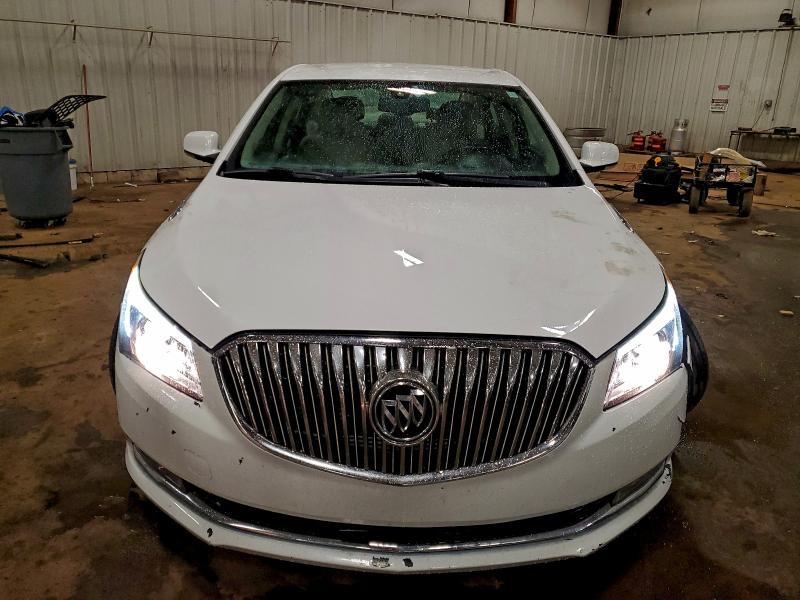 Photo 5 from auction – 2016 BUICK LACROSSE with VIN 1G4GB5G31GF141197