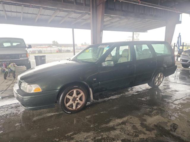 Photo 1 from auction – 2000 VOLVO V70 BASE with VIN YV1LW61J3Y2636525