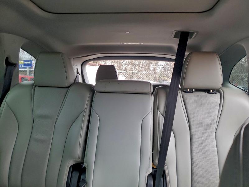 Photo 10 from auction – 2023 ACURA MDX with VIN 5J8YE1H46PL018613