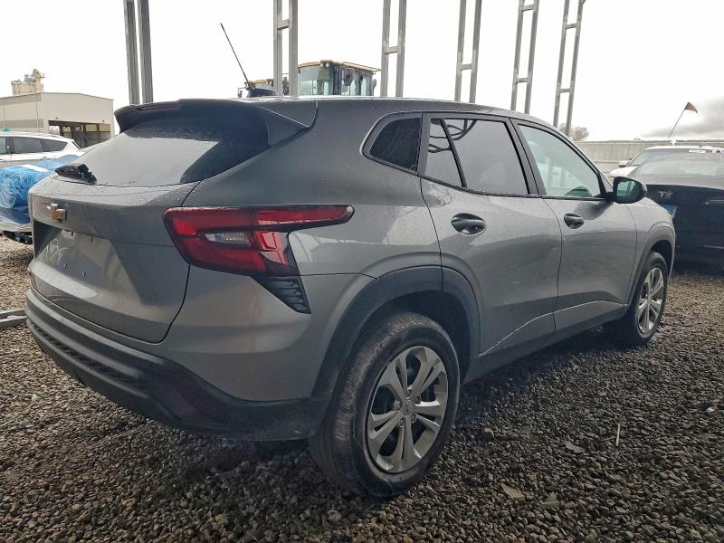 Photo 3 from auction – 2025 CHEVROLET TRAX LS with VIN KL77LFEP3SC063221
