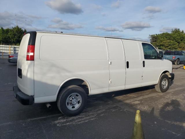 Photo 3 from auction – 2018 CHEVROLET EXPRESS G2 with VIN 1GCWGBFP1J1340565