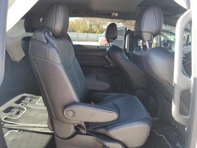 Photo 11 from auction – 2023 TOYOTA SIENNA LE with VIN 5TDCSKFC4PS078731