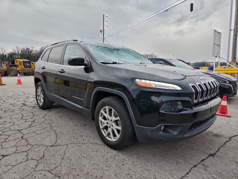 Photo 4 from auction – 2017 JEEP CHEROKEE L with VIN 1C4PJMCS2HW631809