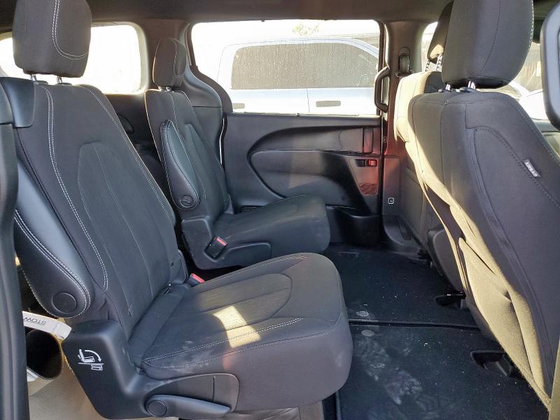 Фото 10 с аукциона – 2021 CHRYSLER PACIFICA T с VIN 2C4RC1FG1MR571808