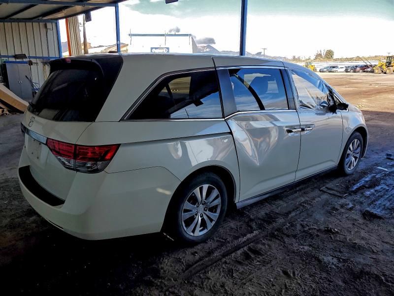 Photo 3 from auction – 2016 HONDA ODYSSEY EX with VIN 5FNRL5H63GB012837