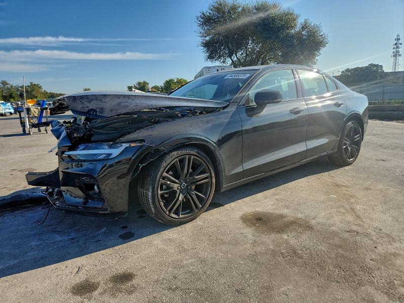 2022 VOLVO S60 B5 MOM - Търг №94589375