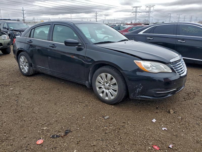 Photo 4 from auction – 2013 CHRYSLER 200 LX with VIN 1C3CCBAB7DN641594