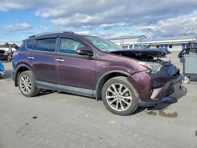 Photo 4 from auction – 2017 TOYOTA RAV4 LIMIT with VIN 2T3DFREV5HW598098