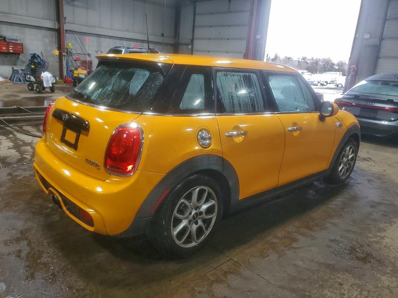 Photo 3 from auction – 2015 MINI COOPER S with VIN WMWXU3C57FT891968