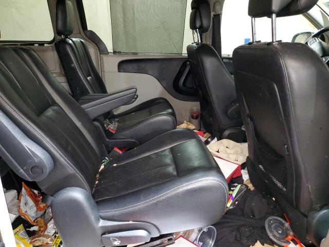 Photo 11 from auction – 2011 CHRYSLER TOWN & COU with VIN 2A4RR8DG3BR630391