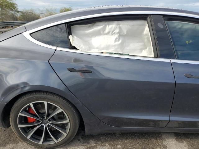 Photo 10 from auction – 2019 TESLA MODEL 3 with VIN 5YJ3E1EB5KF213982