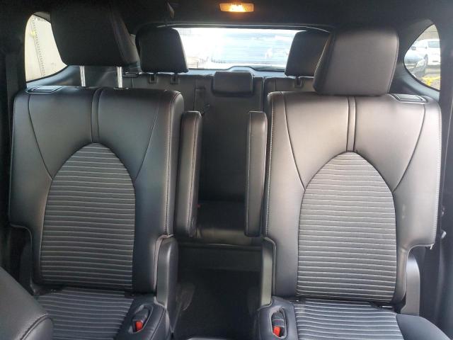 Photo 10 from auction – 2022 TOYOTA HIGHLANDER with VIN 5TDLZRBH5NS165475