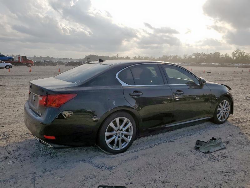 Photo 3 from auction – 2014 LEXUS GS350 with VIN JTHBE1BL1E5040782