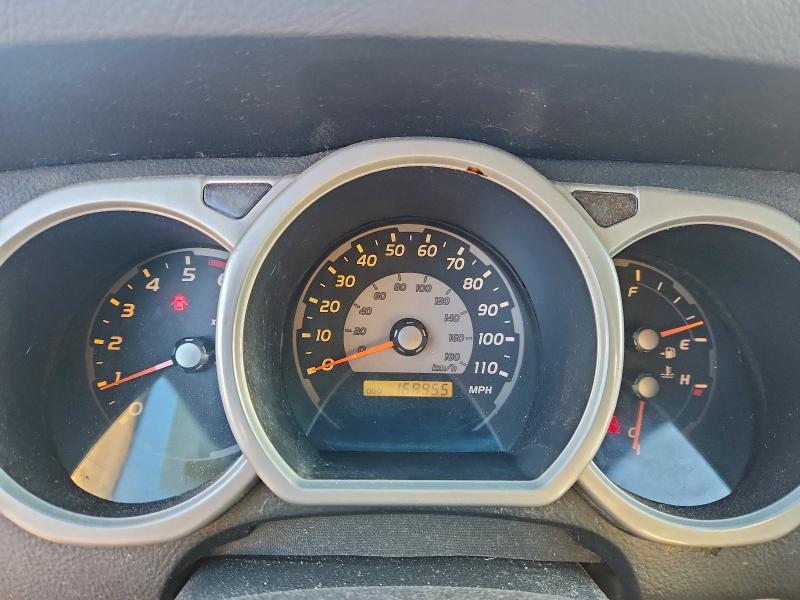 Photo 9 from auction – 2004 TOYOTA 4RUNNER SR with VIN JTEBU14R648026505